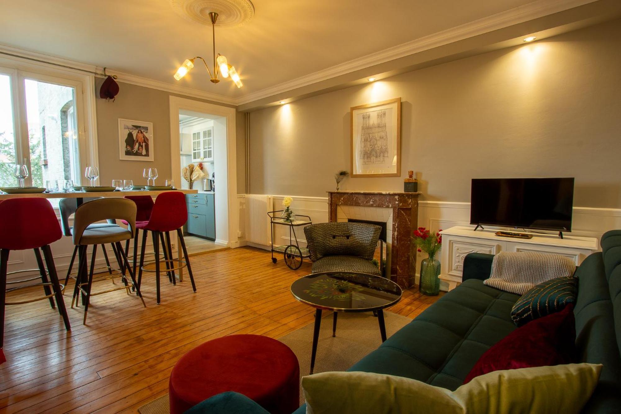 Cosy Art Gallery Реймс Экстерьер фото